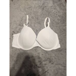 Auden size 34D The Everyday Bra White
